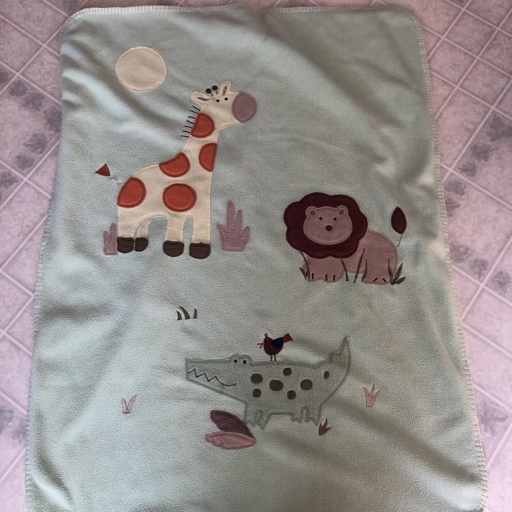 Circo Target Fleece‎ Jungle Baby Blanket Green Yellow Gator Lion Giraffe